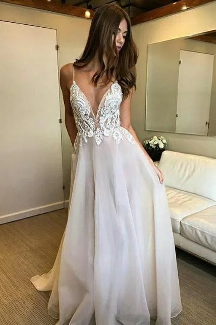 Fashionista Favorites Deep V-neck Spaghetti Straps Lace Appliqued Beach Wedding Dress,Sexy Prom Dresses cg399