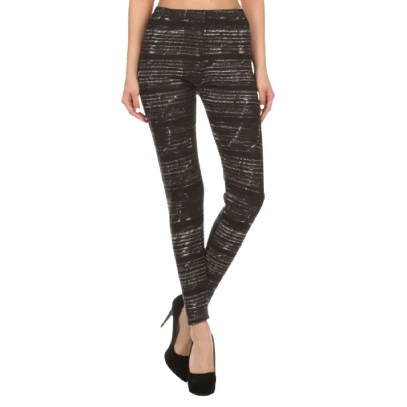 Bold Fashion Tie Dye Print, Full Length Leggings In A Fitted Style With A Banded High Waist