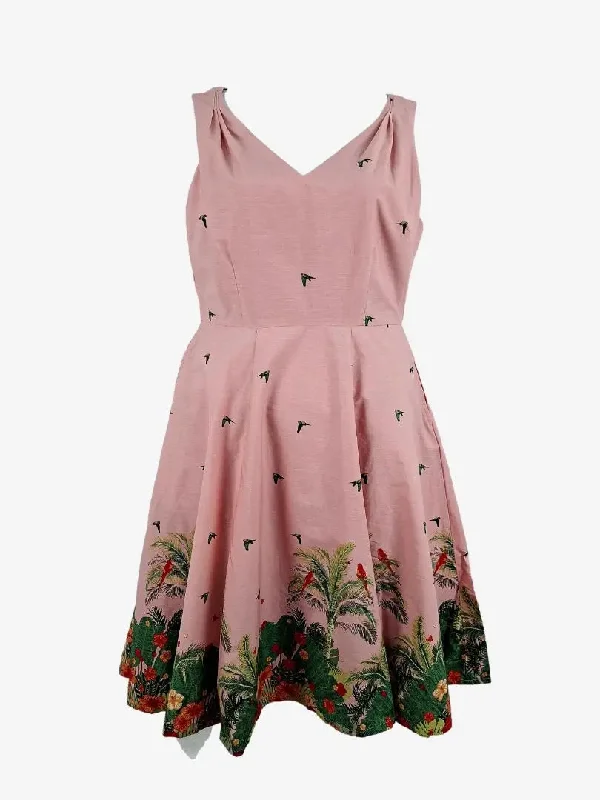 Feminine Soft - Hued Look Revival Tropical Garden Dusty Pink Cocktail Midi Dress Size 12