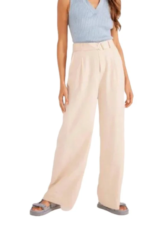 Trendy Fashion For Women Faro Straight Leg Pants In Crema