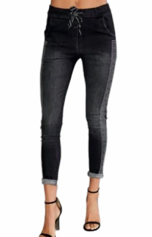 Seasonal Trend Rhinestone Maze Side Stripe Denim Crinkle Jogger In Black Denim