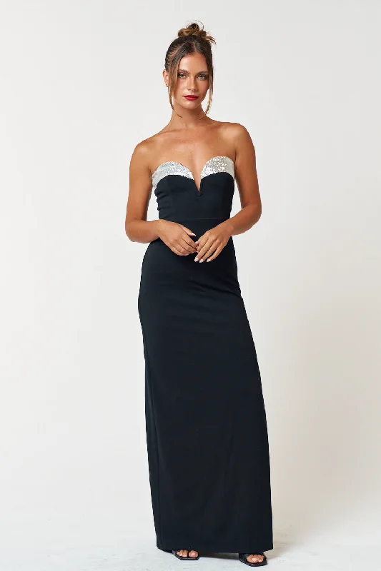 Wardrobe Refresh Long Strapless Maxi Dress