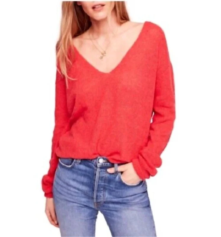 Classic Timeless Elegant Style Coral Knit Gossamer V-Neck Sweater In Red