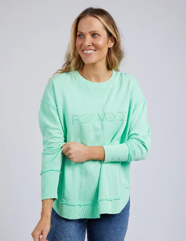 Elegant Attire For The Modern Lady Foxwood Simplified Crew Mint