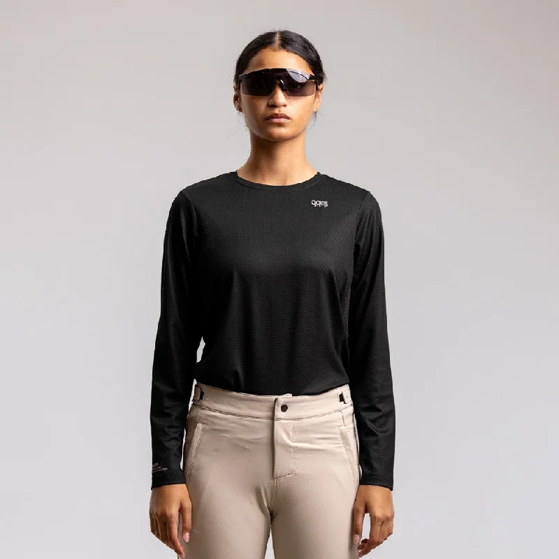 Elegant Simplicity Wardrobe Traverse Long Sleeve Jersey - Women's