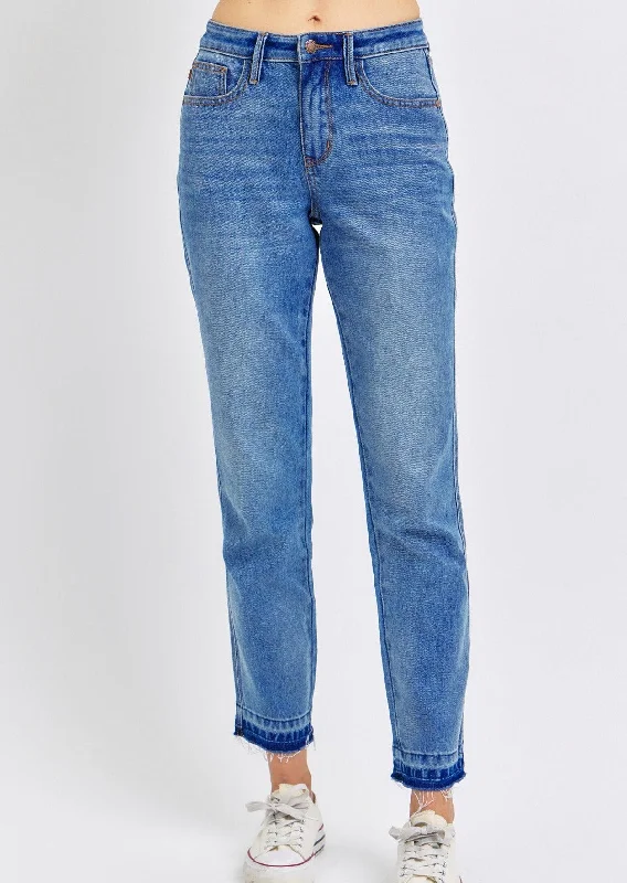 Soft Textures Judy Blue Release Hem Midrise Boyfriend Jeans