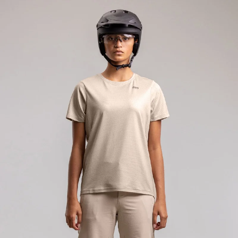 Season Appropriate Women's Collection Traverse Jersey - Women's